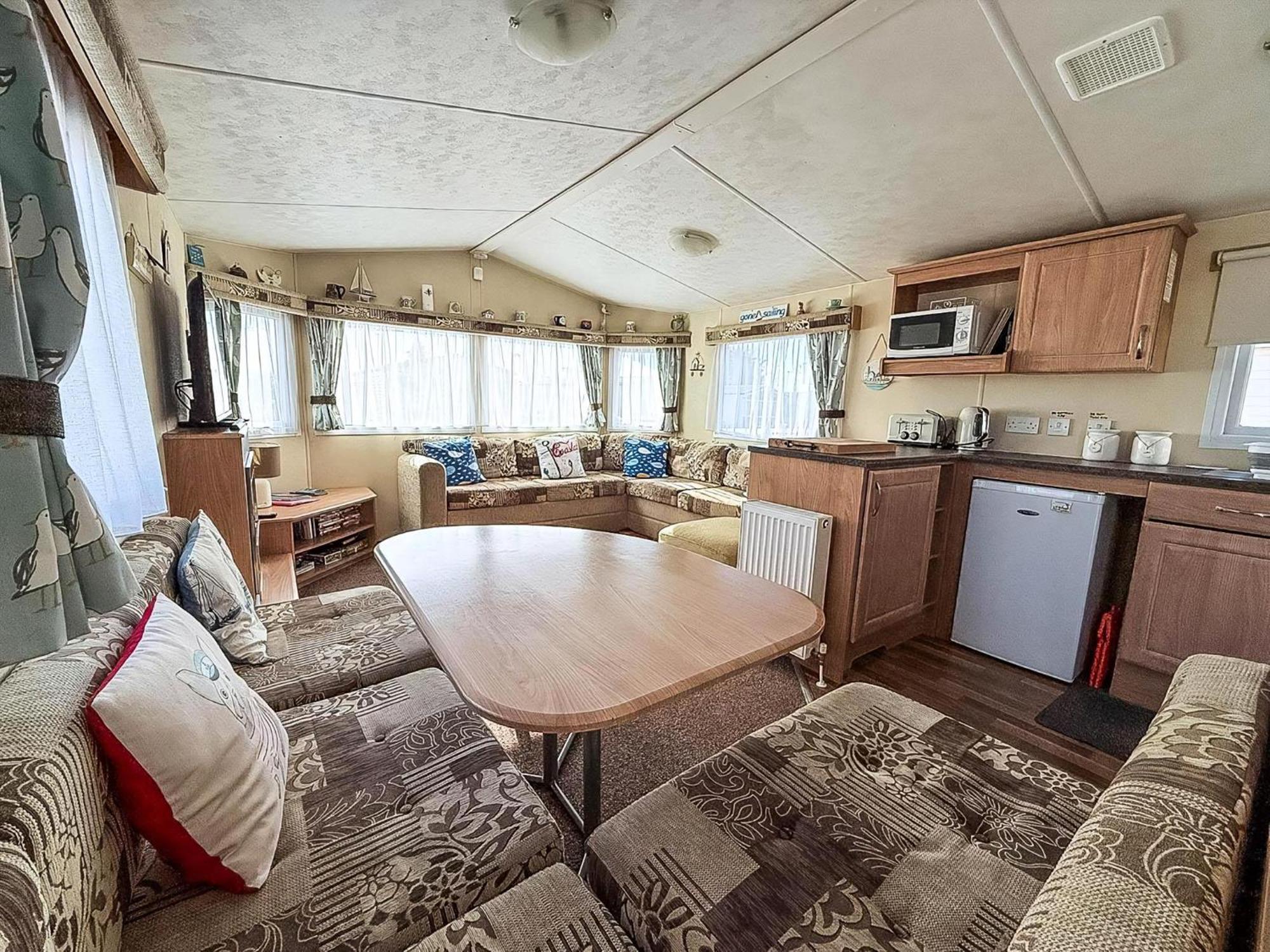 Caravan With Decking At Manor Park In Hunstanton, Sleeps 6 Ref 23045B Luaran gambar