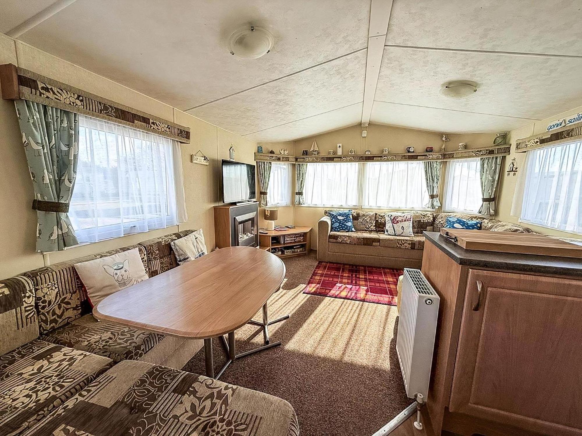 Caravan With Decking At Manor Park In Hunstanton, Sleeps 6 Ref 23045B Luaran gambar
